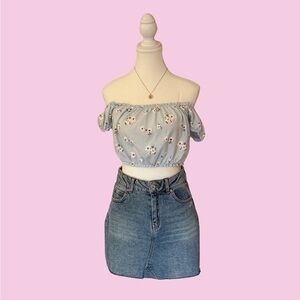 Floral Off-Shoulder Crop Top